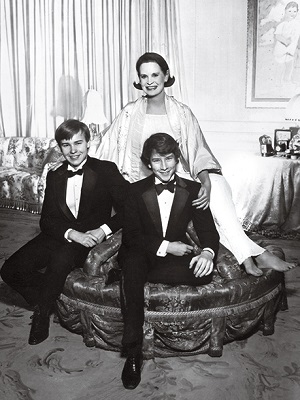 Gloria with her two sons Carter and Anderson